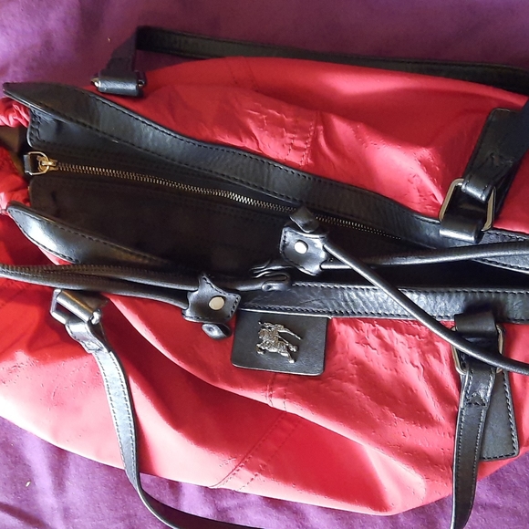 Burberry Buckleigh Tote - Picture 10 of 10